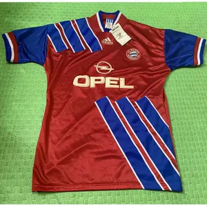 Bayern München 1997 - 1998 Heim-Retro-Trikot - Rot