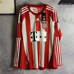 Bayern München 2010 - 2011 Heim - Retro - Langarmtrikot - Rot