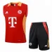 Gilete y pantalones cortos de entrenamiento rojos del Bayern Munich 2024/25