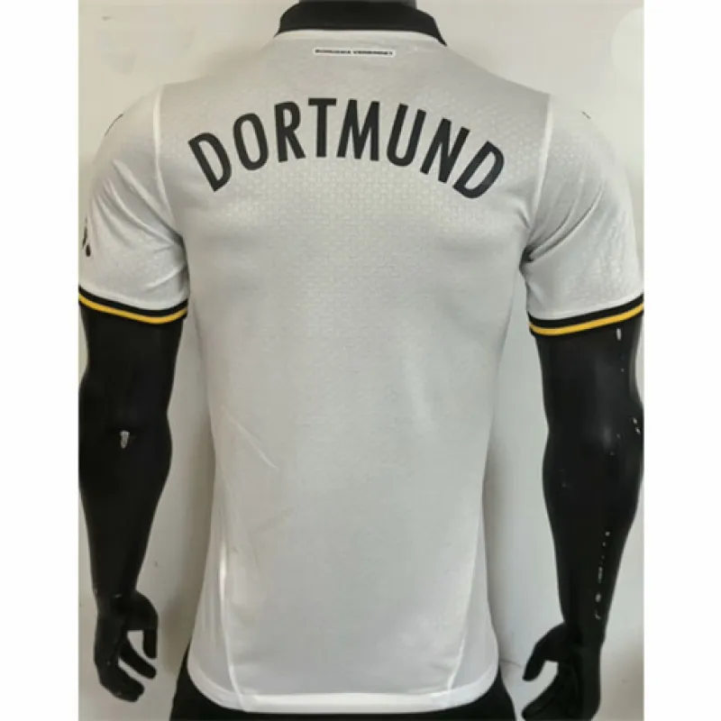 Borussia Dortmund 2024/25 tercer camiseta de visita, versión jugador, blanca