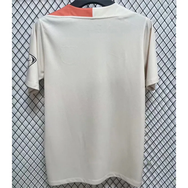 Maglia di allenamento del FC Barcelona 2024/25 - Beige