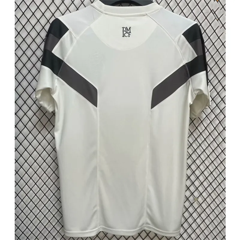 Maglia edizione speciale del Real Madrid 2024/25 - Bianca