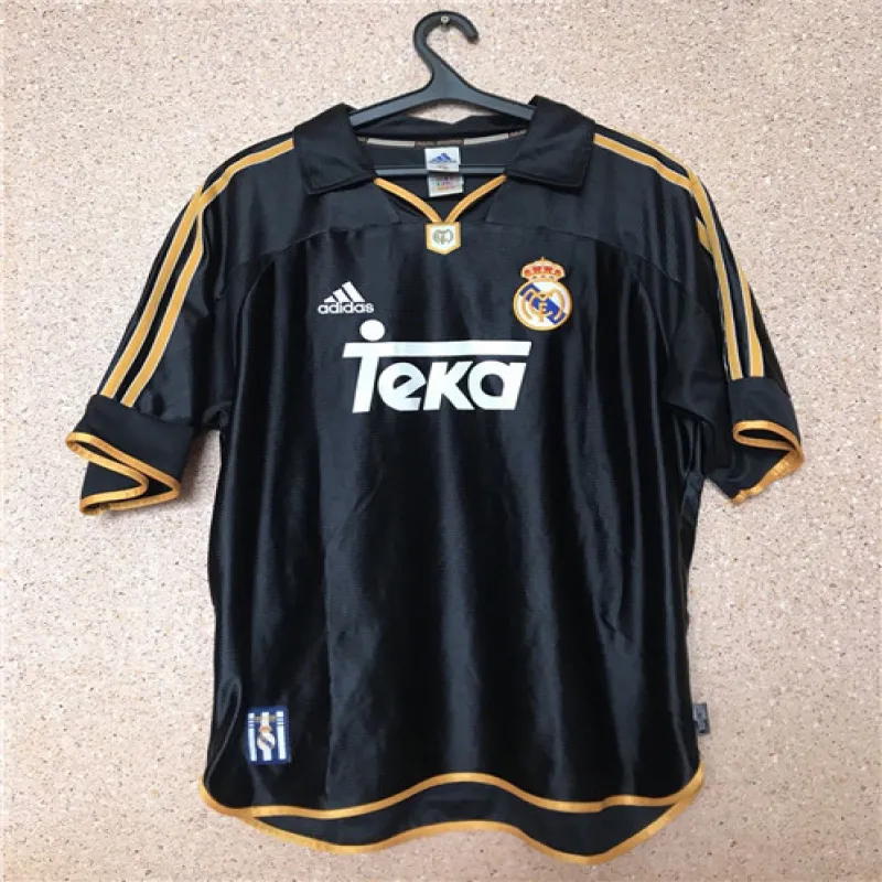 No.10 Luis Figo's Real Madrid Retro Jersey 1999/00 Away - Black