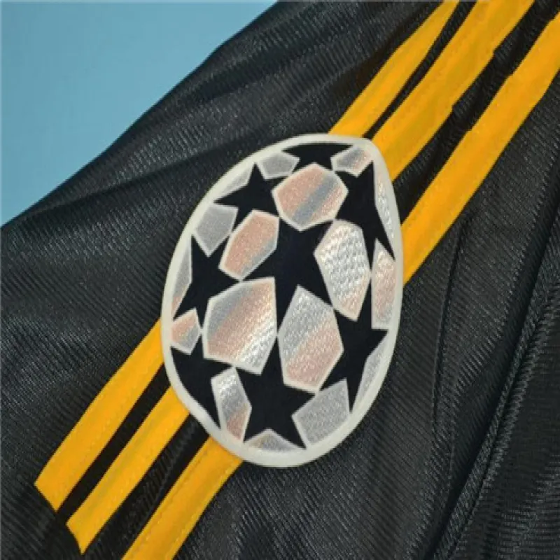 Camiseta retro del Real Madrid 1999/00 fuera de casa - Negro