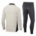 Abbigliamento sportivo del Real Madrid 2024/25 - Albicocca