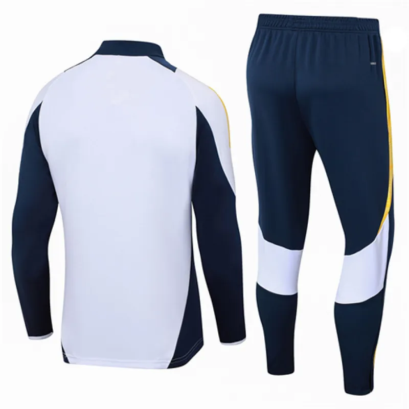 Vêtements de sport du Real Madrid 2024/25 - Blanc