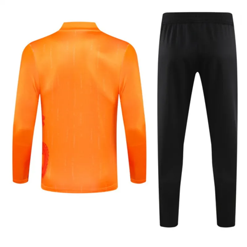 Abbigliamento sportivo per bambini del Real Madrid 2024/25 - Arancione