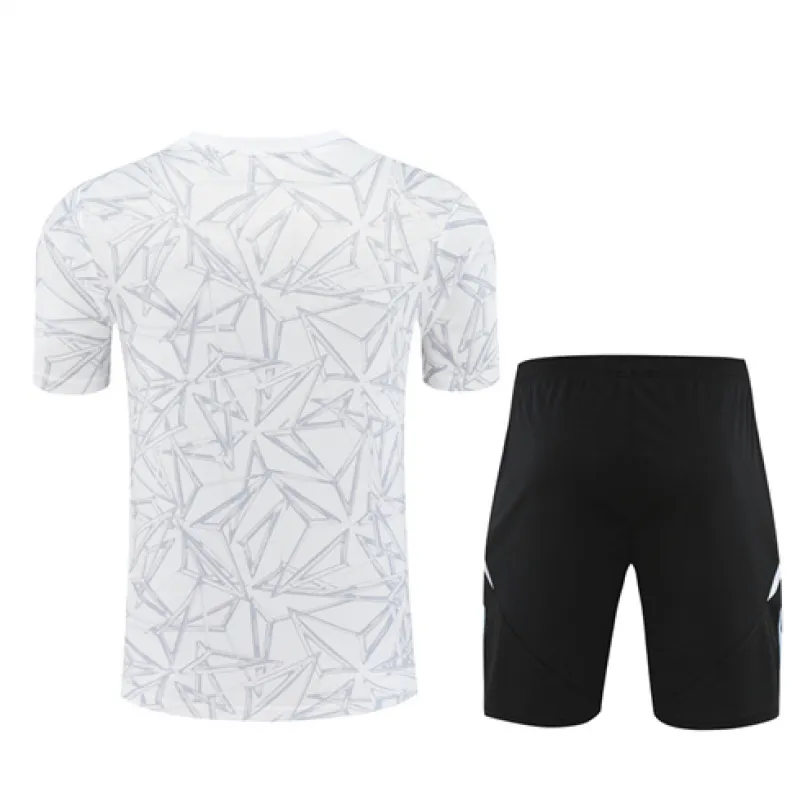 Maglia di allenamento + shorts del Real Madrid 2024/25 - Bianca