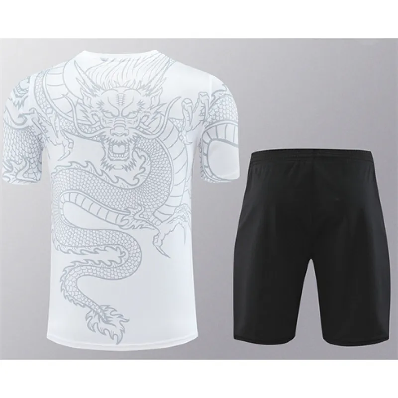 Real Madrid Trainingsjersey + Shorts 2024/25 - Weiß