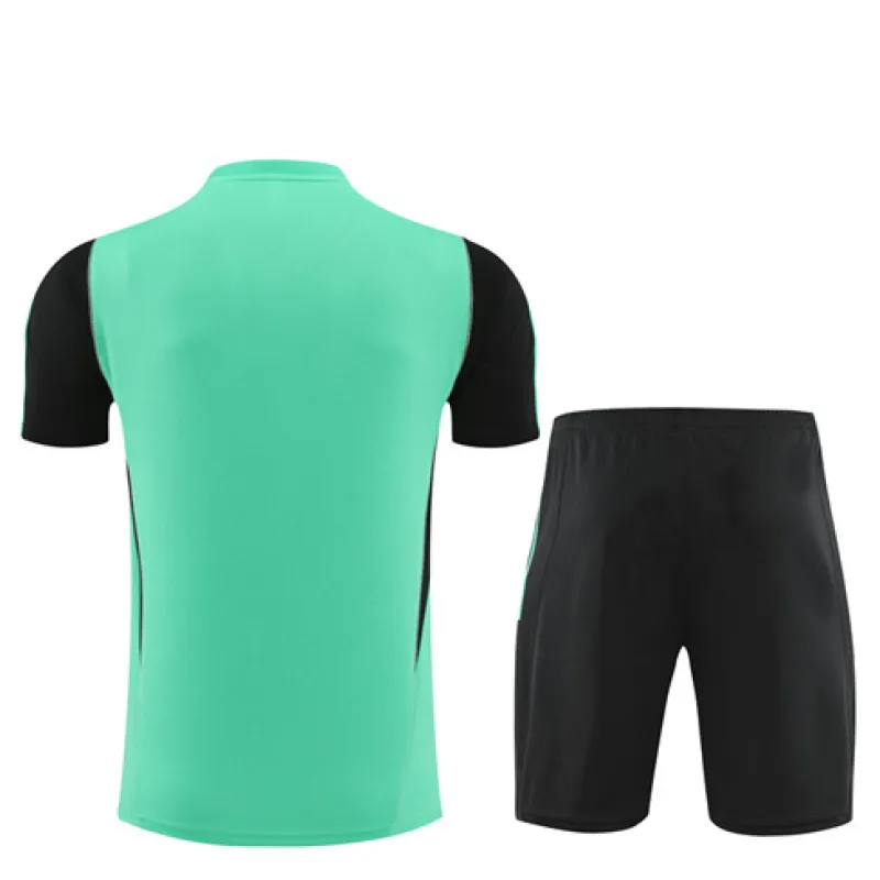 Real Madrid Trainingsjersey + Shorts 2024/25 - Grün