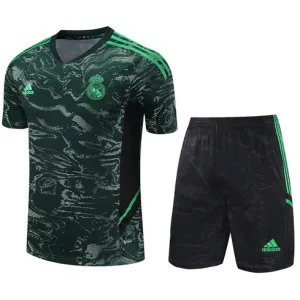 Real Madrid 2024/25 kit d'entraînement vert