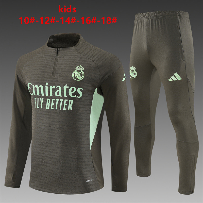 Real Madrid 2025/26 Kids Sports Set khaki