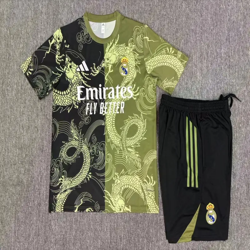 Real Madrid 2025/26 Set Allenamento Bambino nero verde