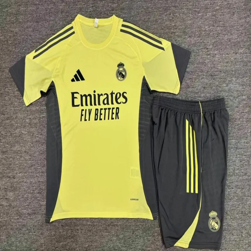 Real Madrid 2025/26 Kids Training Set yellow
