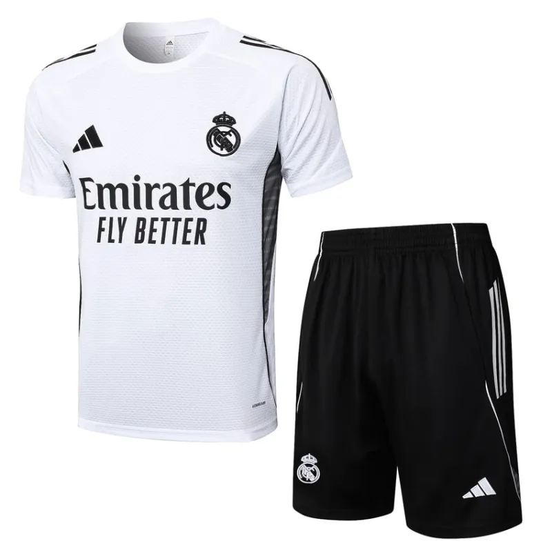 Real Madrid 2025/26 Trainingsshirt + Shorts - Weiß