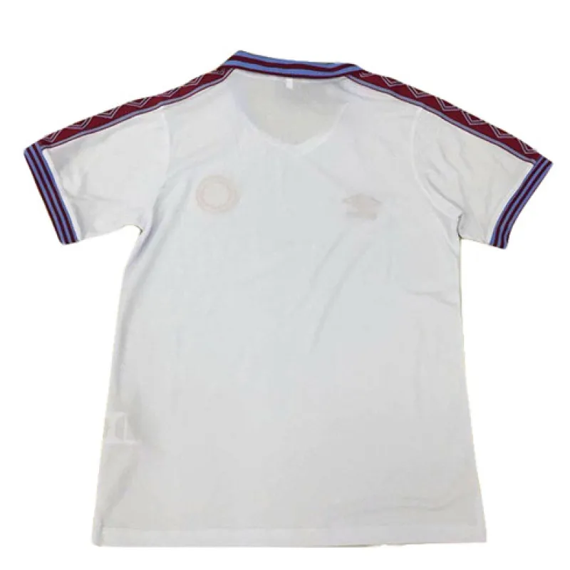 Maillot rétro d'Aston Villa 1980 - Blanc