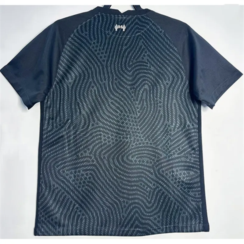 Liverpool 2020/21 Retro Goalkeeper Jersey - Black