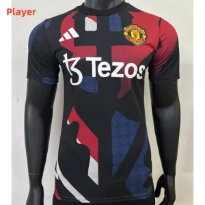 Camiseta de entrenamiento de los jugadores de Manchester United 2024/25 - Negro/Rojo