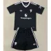 Maglia di portiere + pantaloncini per bambini di Manchester United 2024/25 - Nero