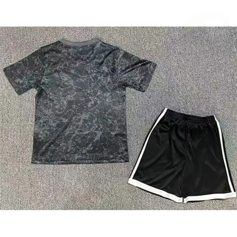 Camiseta + pantalones cortos para niños de Manchester United 2024/25 - Gris