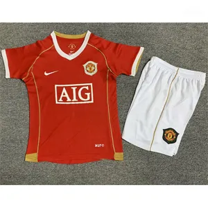 Camiseta retro para niños de Manchester United 2005/06 local - Roja