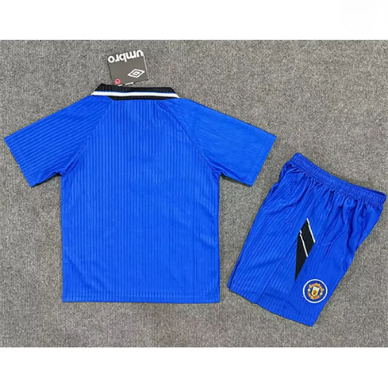 Manchester United Kids' Retro Jersey 1996-98 Away - Blue