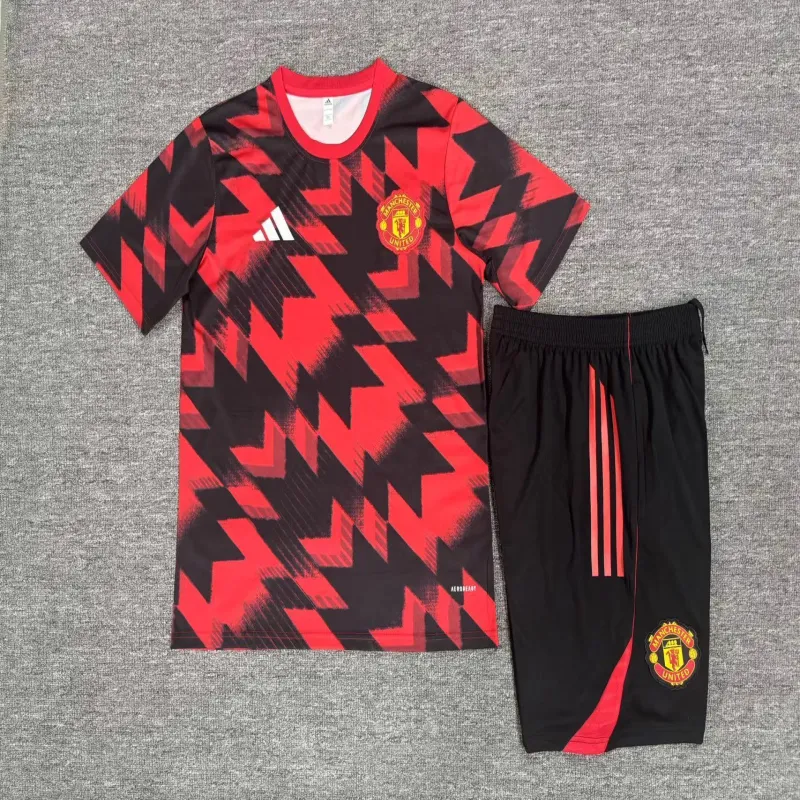 Manchester United 2025/26 Set Allenamento Bambino Rosso Nero
