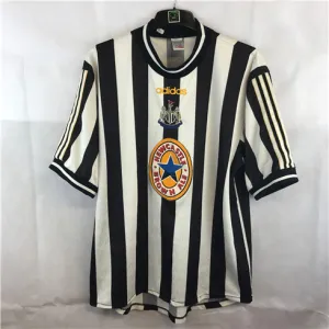 Maglia di casa retrò di Newcastle United 1997-99 - Nero/Bianco