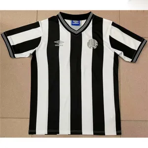 Maglia di casa retrò di Newcastle United 1983 - Nero/Bianco