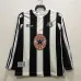 Maglia retrò di casa a maniche lunghe di Newcastle United 1995-97 - Nero/Bianco
