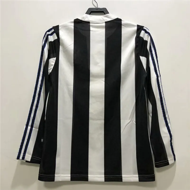 Maglia retrò di casa a maniche lunghe di Newcastle United 1995-97 - Nero/Bianco