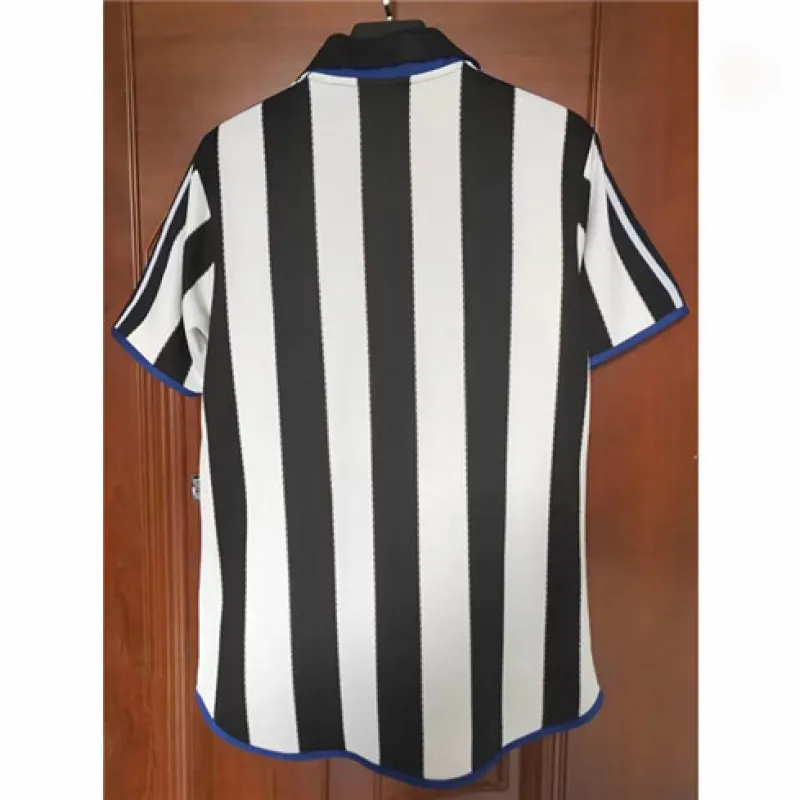 Camiseta de casa retró de Newcastle United 2000/01 - Negro/Blanco