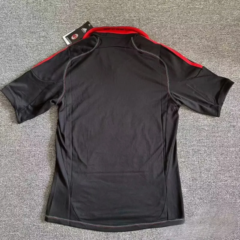 Maglia retro terza dell'AC Milan 2012/13 - Nera