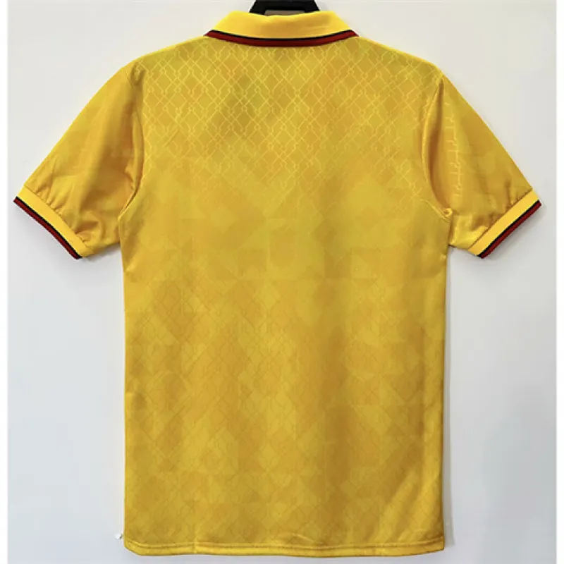 Terza maglia retro dell'AC Milan 1995/96 - Gialla