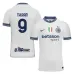 La maglia di trasferta 2024/25 dell'Inter Milan di Marcus Thuram - Bianca