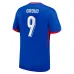 Il maglia del kit per bambini di casa della squadra nazionale francese di Giroud nel 2024/25 - Blu