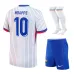 El kit infantil visitante de la selección nacional francesa de Mbappé en 2024/25 - Blanco