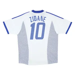 La maglia retro di trasferta della squadra nazionale francese di Zinedine Zidane nel 2002 - bianca