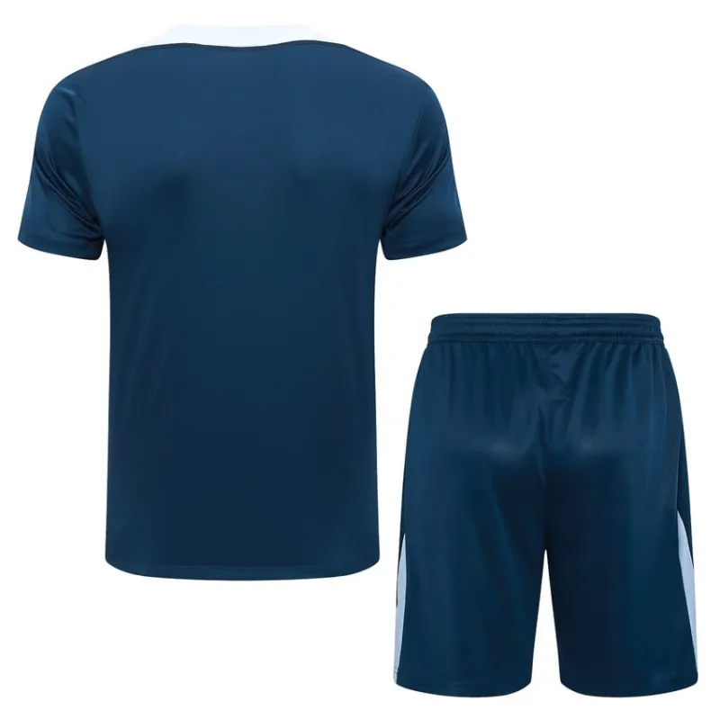 The training suit and shorts of the French national team for the 2024/25 season - blue.