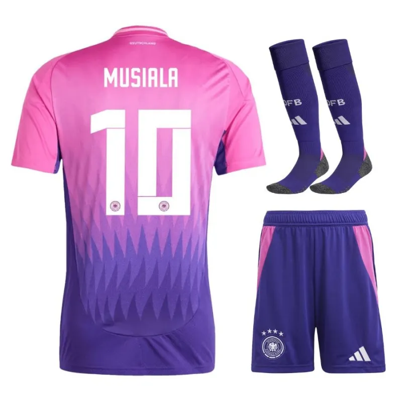 Jamal Musiala's 2024/25 Away Kids' Kit - Pink