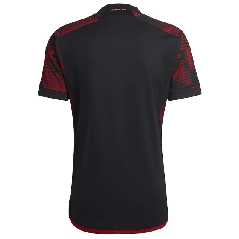 La maglia di trasferta della Germania per la Coppa del mondo FIFA 2022 - Rosa e Viola