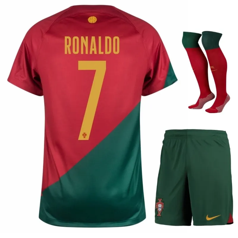 Set di maglie per bambini di casa della Coppa del mondo 2022 del Portogallo di Ronaldo - Rosso e Verde