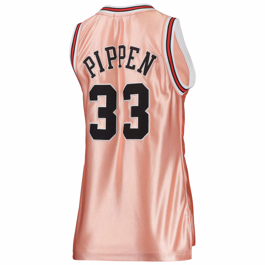 Scottie Pippen Camiseta Swingman 1997 en oro rosa del 75º aniversario para mujeres de los Chicago Bulls Mitchell & Ness - Rosa