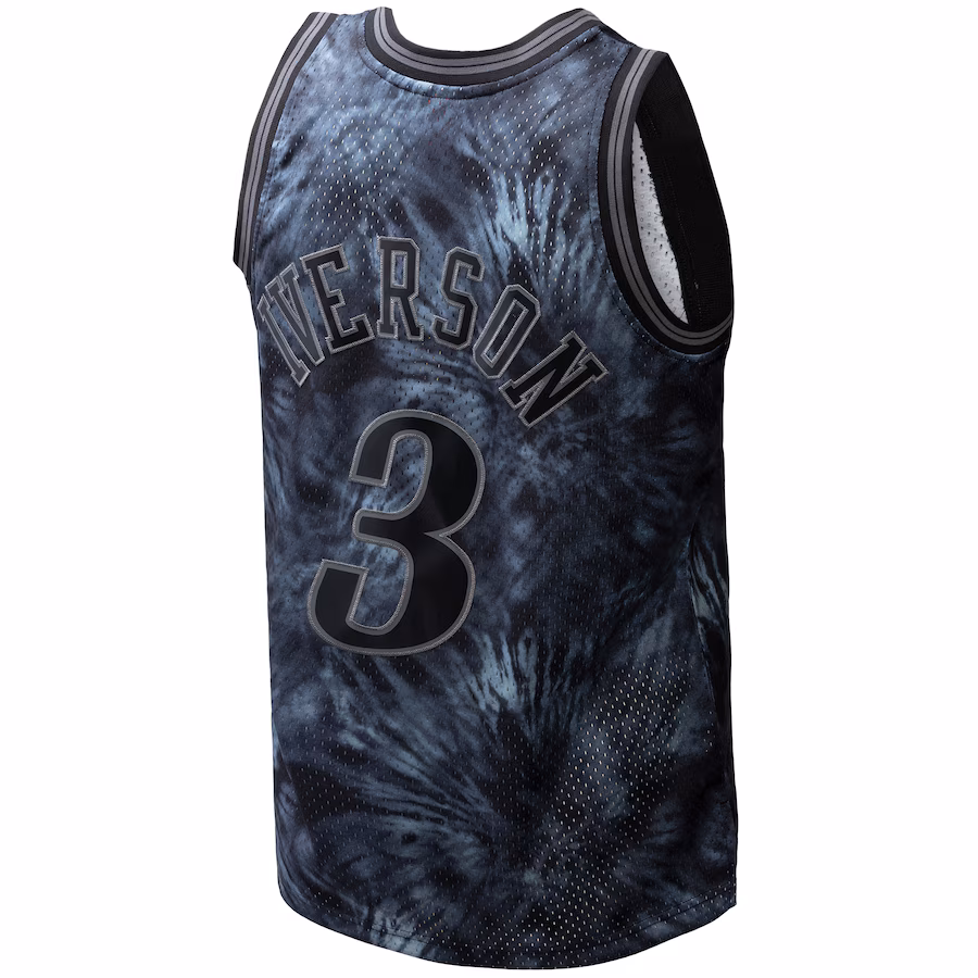 Allen Iverson Philadelphia 76ers Mitchell & Ness Hardwood Classics 1997/98 Swingman Jersey - Black