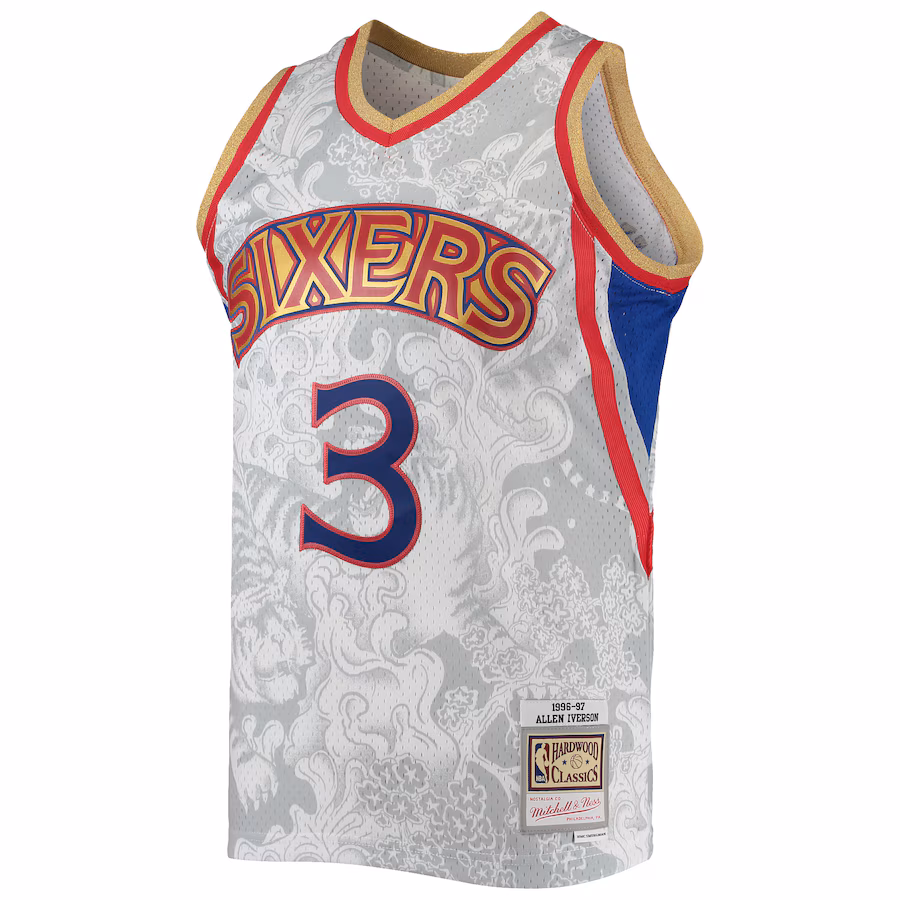 Camiseta Allen Iverson 76ers 1996-97 - Mitchell & Ness Lunar New Year