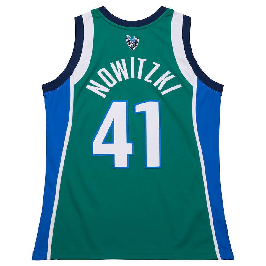 Dirk Nowitzki Dallas Mavericks 2004/05 Vert