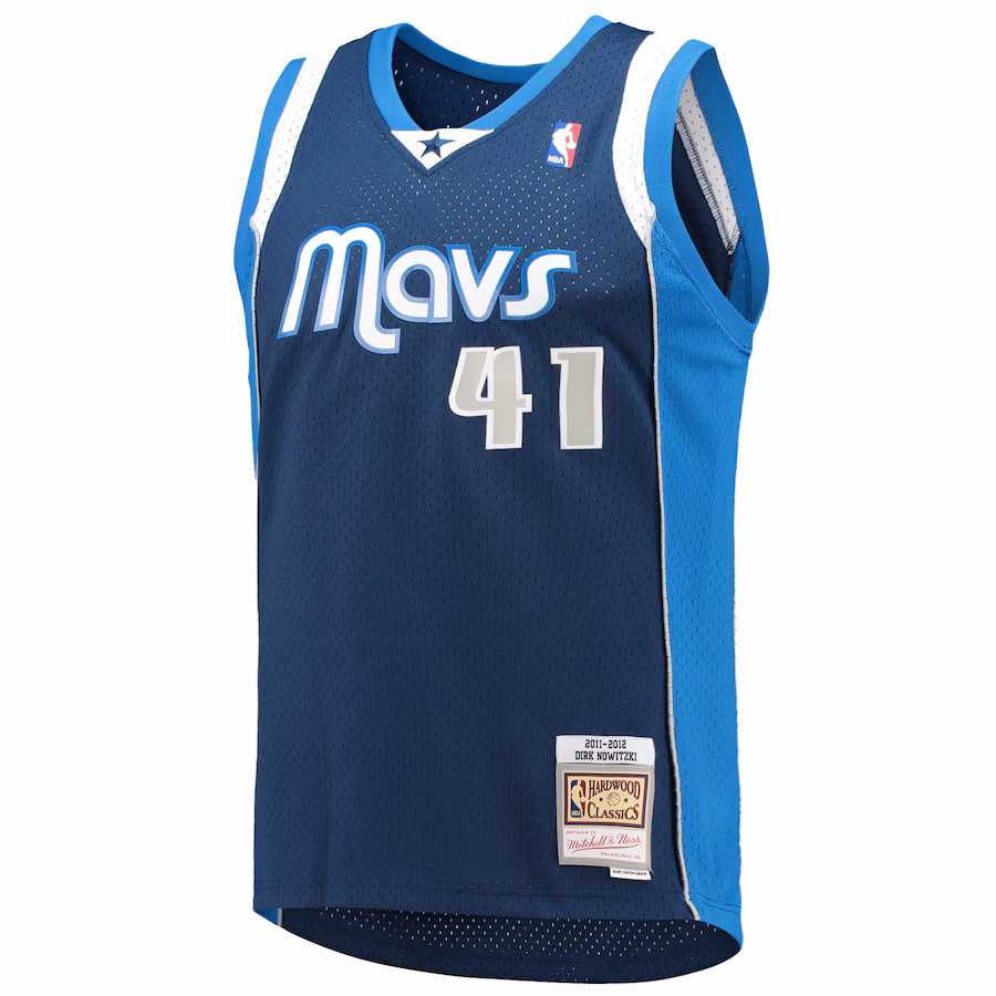 Dirk Nowitzki, Dallas Mavericks, 2011/12 Edición Clásica, Azul Marino