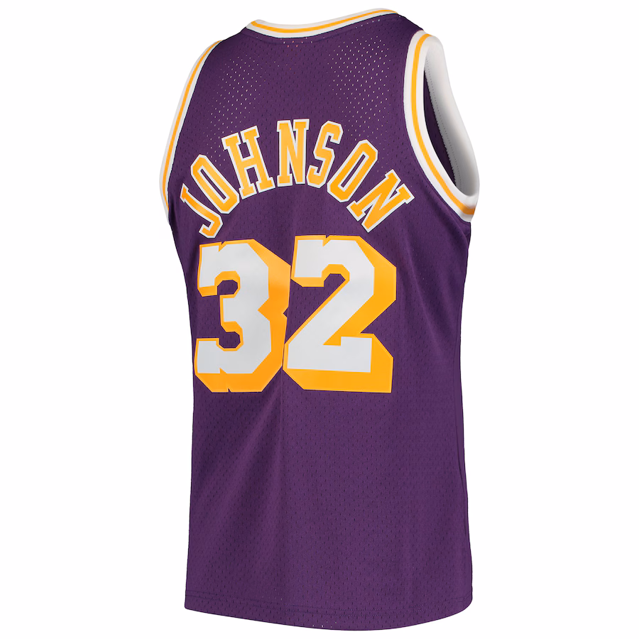 Magic Johnson, Los Angeles Lakers, Classici 1984/85, Viola